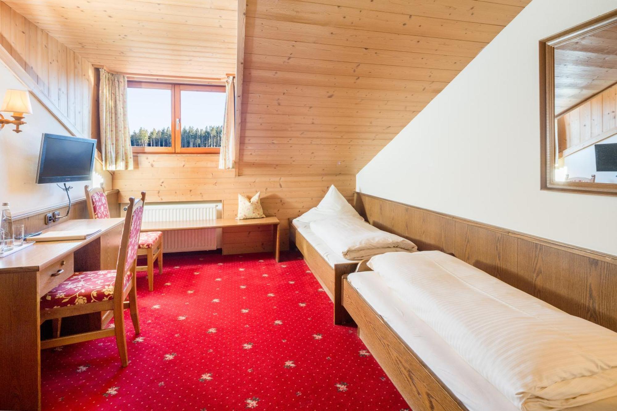 Hotel-Gasthof Huber Ebersberg Rom bilde