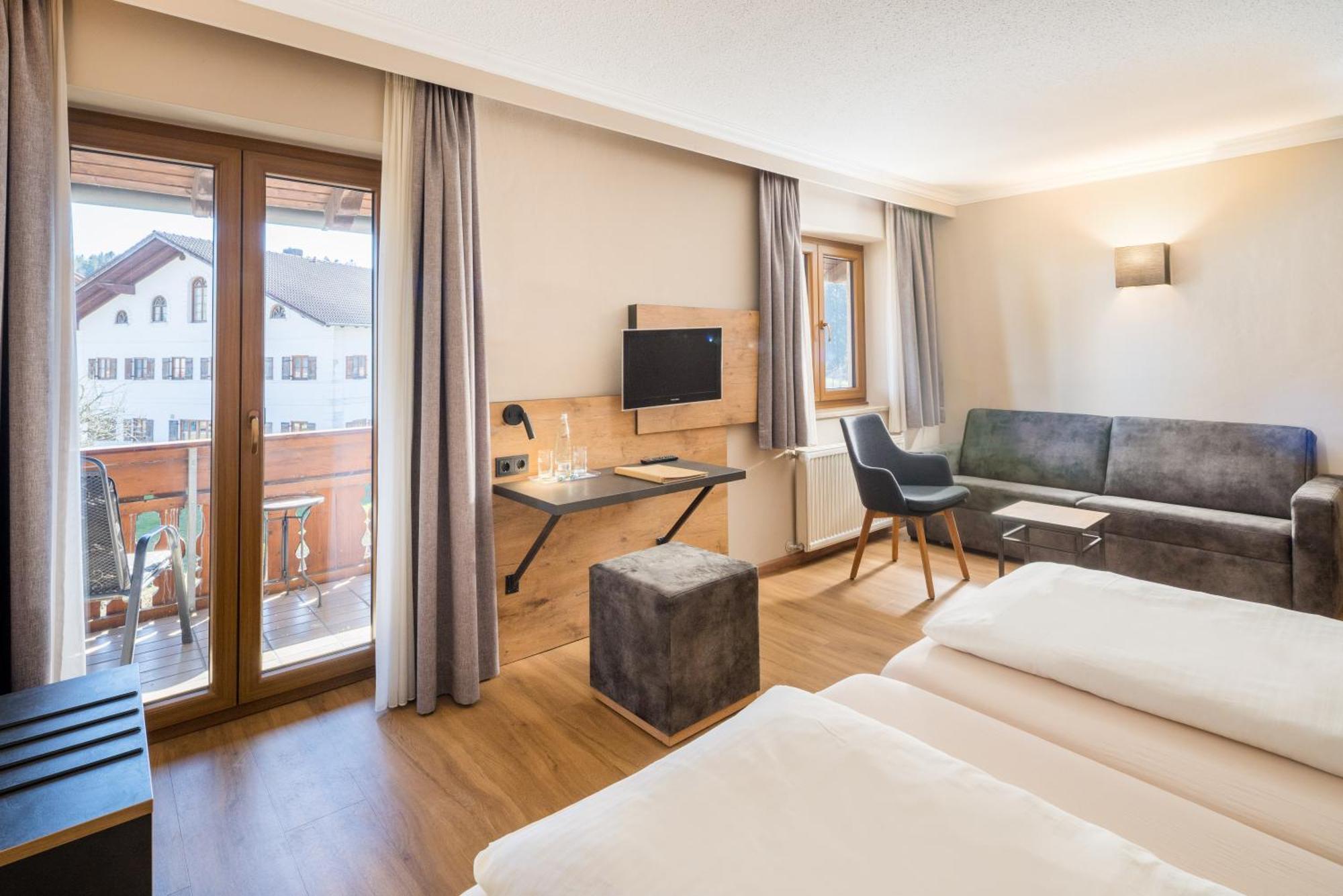 Hotel-Gasthof Huber Ebersberg Eksteriør bilde