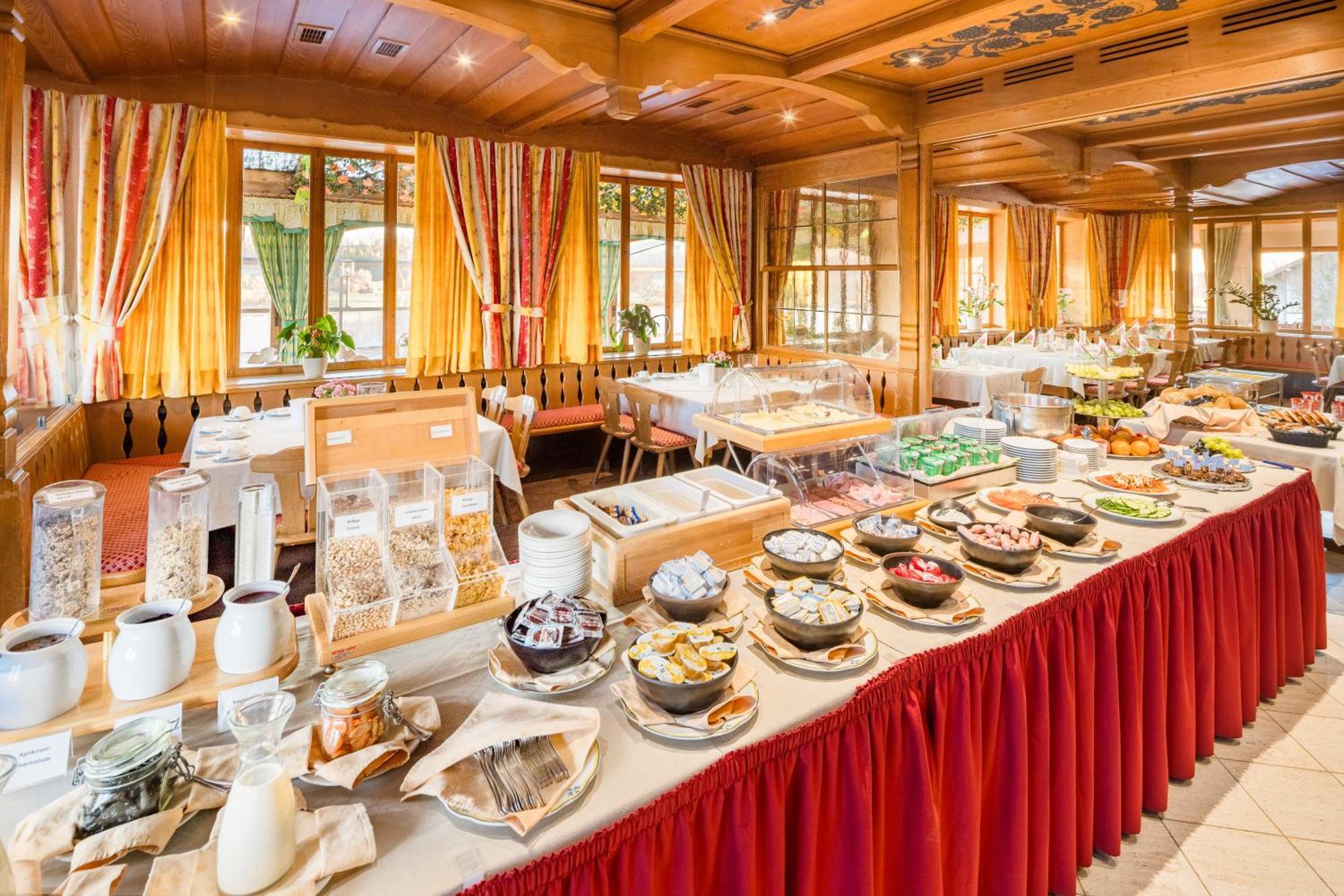 Hotel-Gasthof Huber Ebersberg Eksteriør bilde